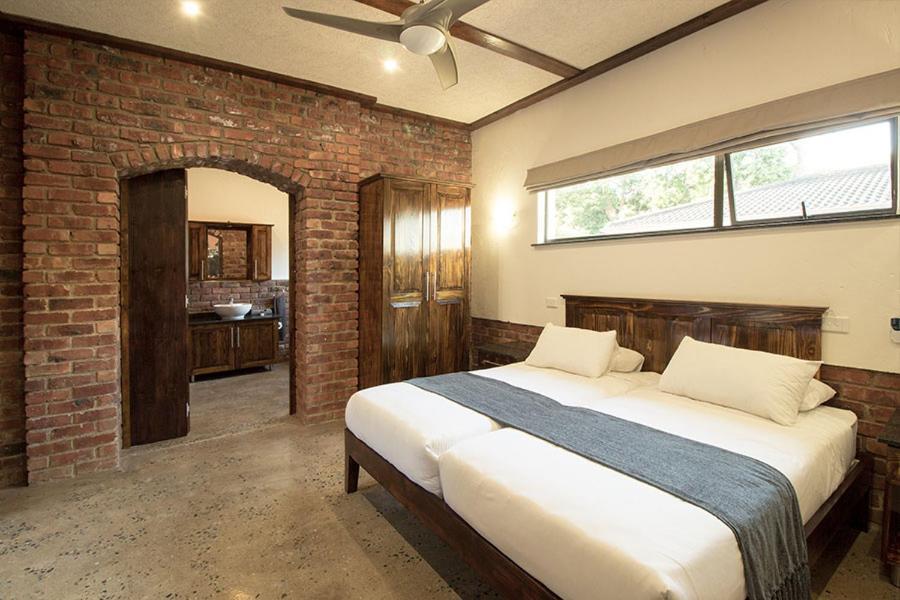 Stephan'S Guest House 谢普斯敦港 外观 照片